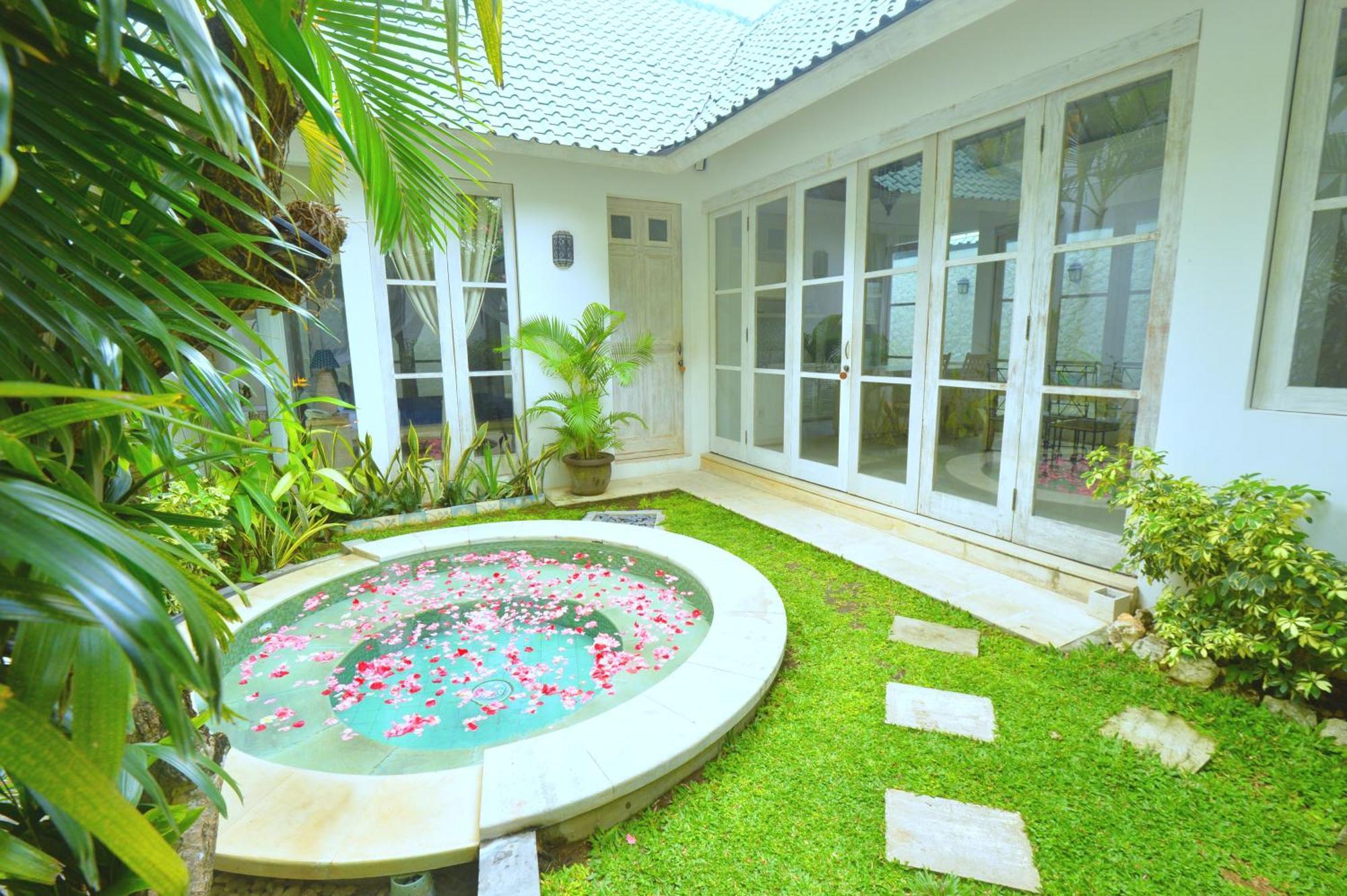 Artemis Villa Hotel Seminyak Zewnętrze zdjęcie